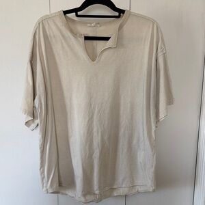 Easel Cream V-Neck Top